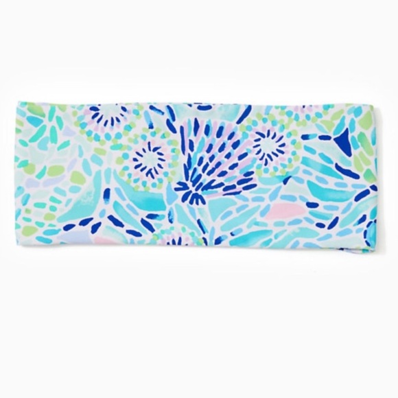 Lilly Pulitzer ChillyLilly Printed Stretch Headband w/Covered Elastic in Back - Picture 1 of 2